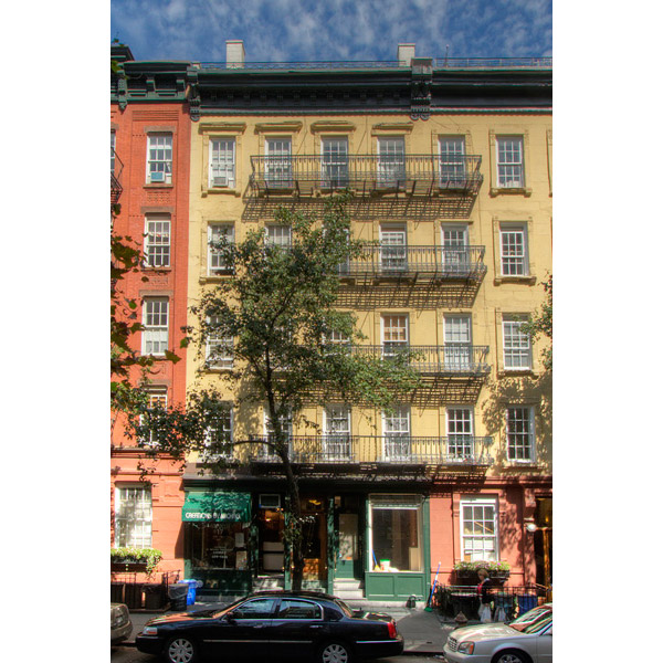 311 East 81st Street: FaÃ§ade