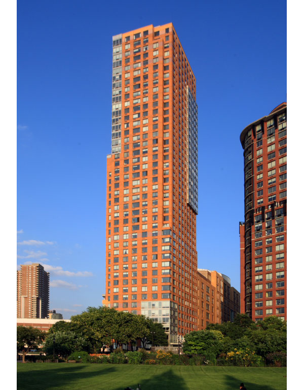 41 River Terrace: the Building