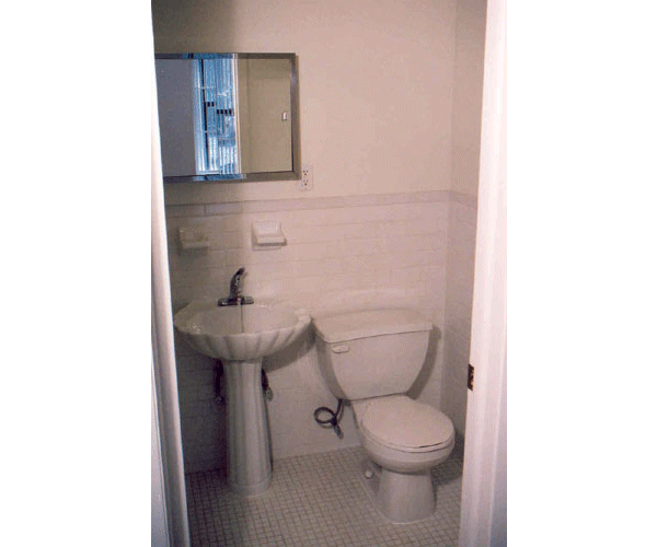 57 Pitt street: Bathroom