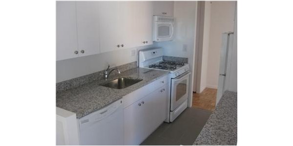 70 West 95th street: Kitchen