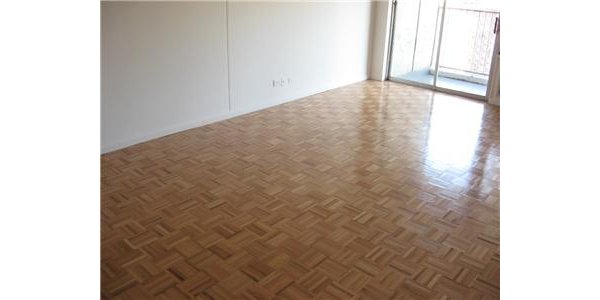 70 West 95th street: Living room