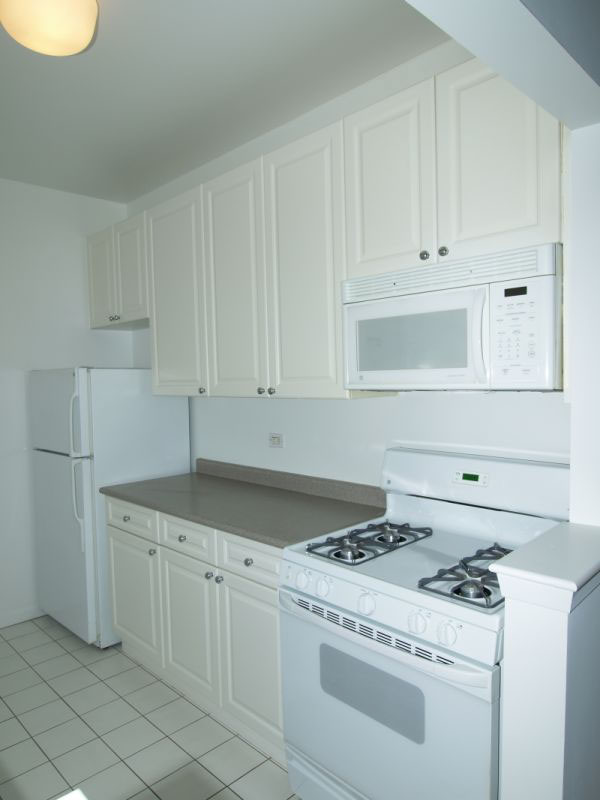 Post Towers: Kitchen