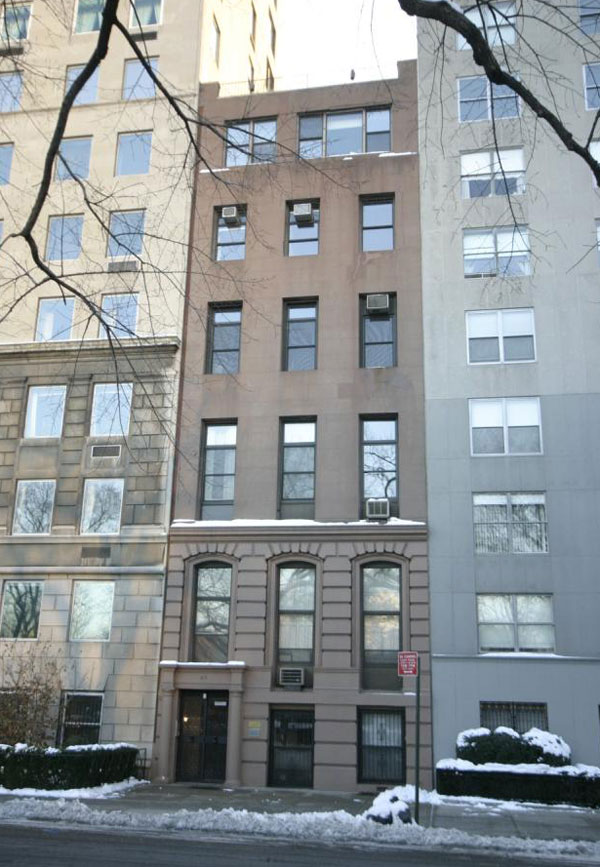 815 Fifth Avenue: Building