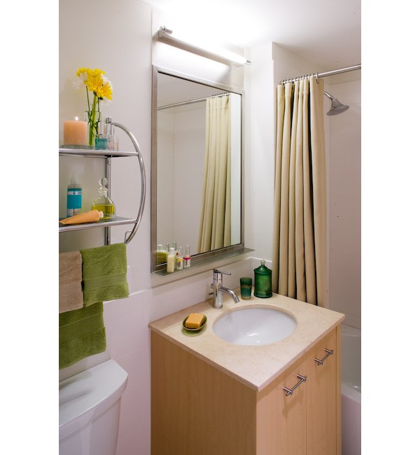 88 Leonard street: Bathroom