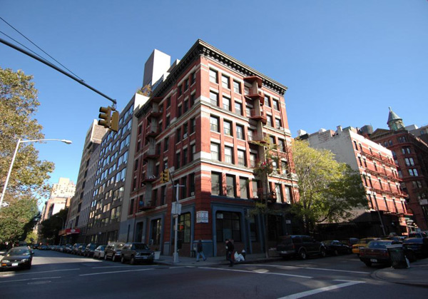 89 Bleecker: the Building