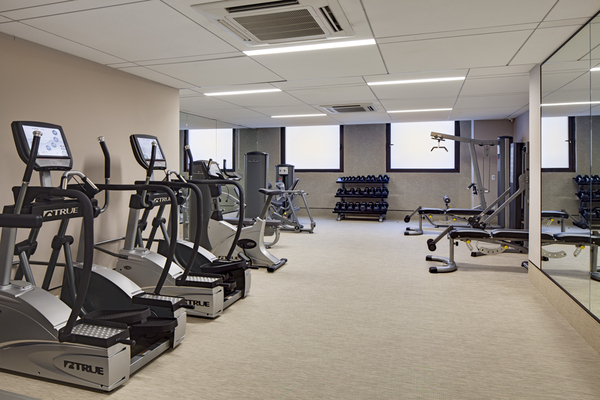 90 Lexington: Gym (1)
