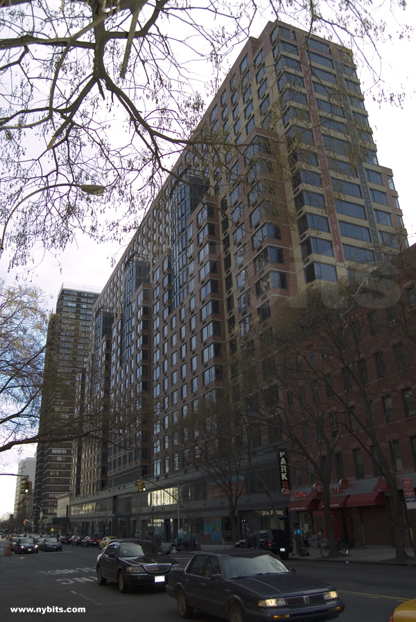 The Anthem: View from East 34th (3)