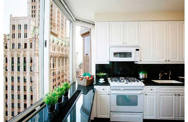 Barclay Tower: Kitchen