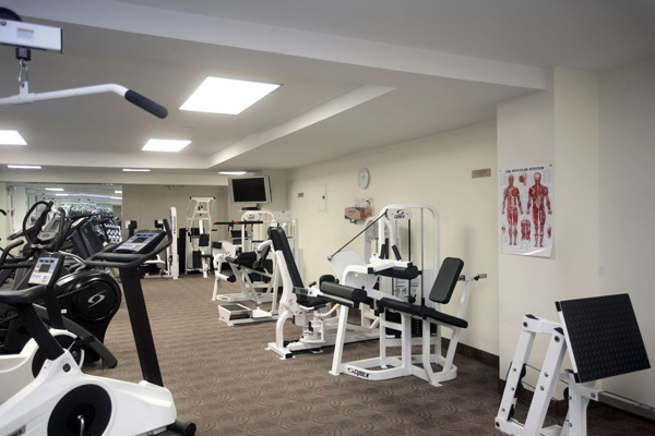 Claridge's: Gym