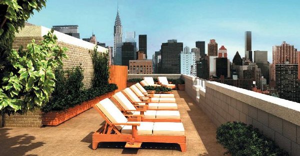 The Elektra: Roof deck