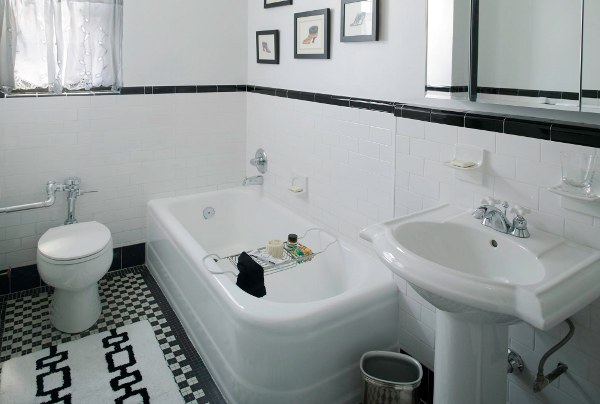 London Terrace Gardens: Bathroom