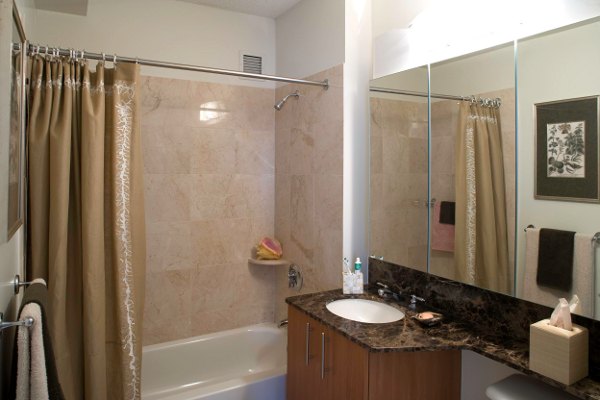 River East: Bathroom