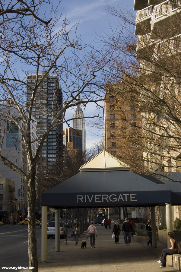 Rivergate: Street view