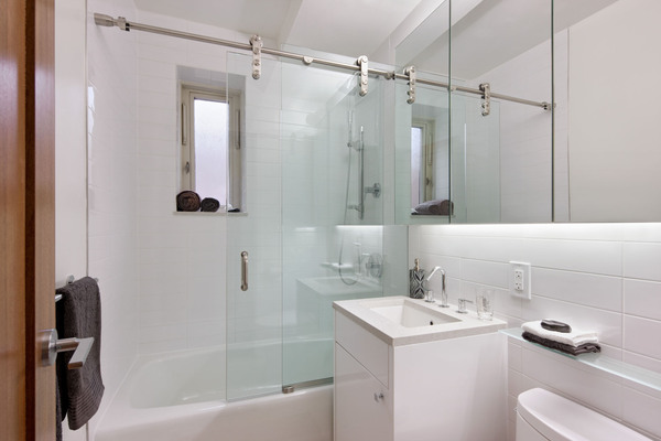ST: Modern: Bathroom