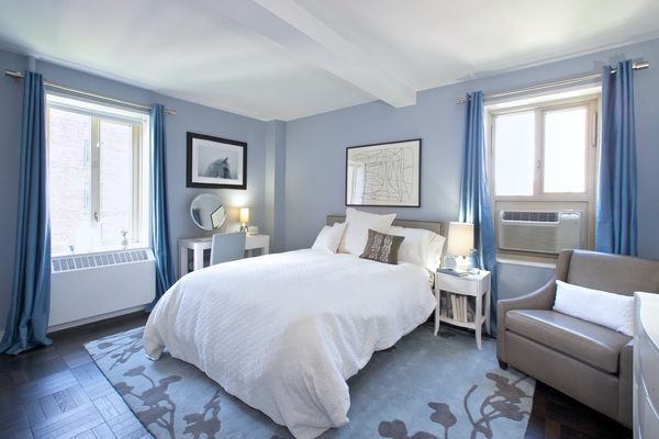 ST: Modern: Bedroom