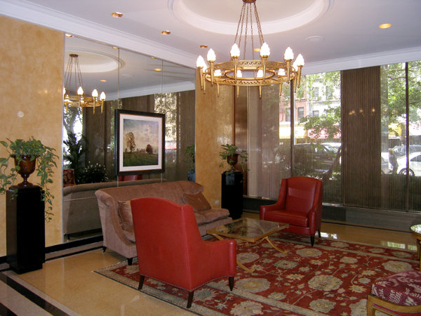 The Cambridge: Lobby