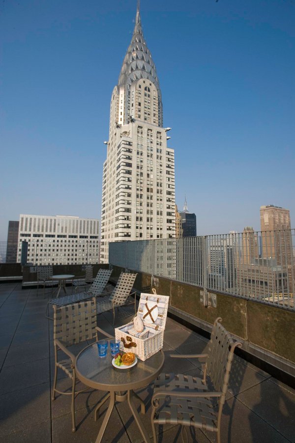 The Metropolis: Roofdeck