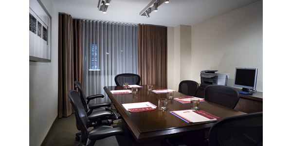 The Sierra: Business Center