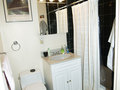 194 East 2nd street: Bathroom