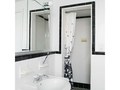 London Terrace Gardens: Bathroom