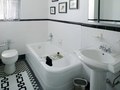London Terrace Gardens: Bathroom